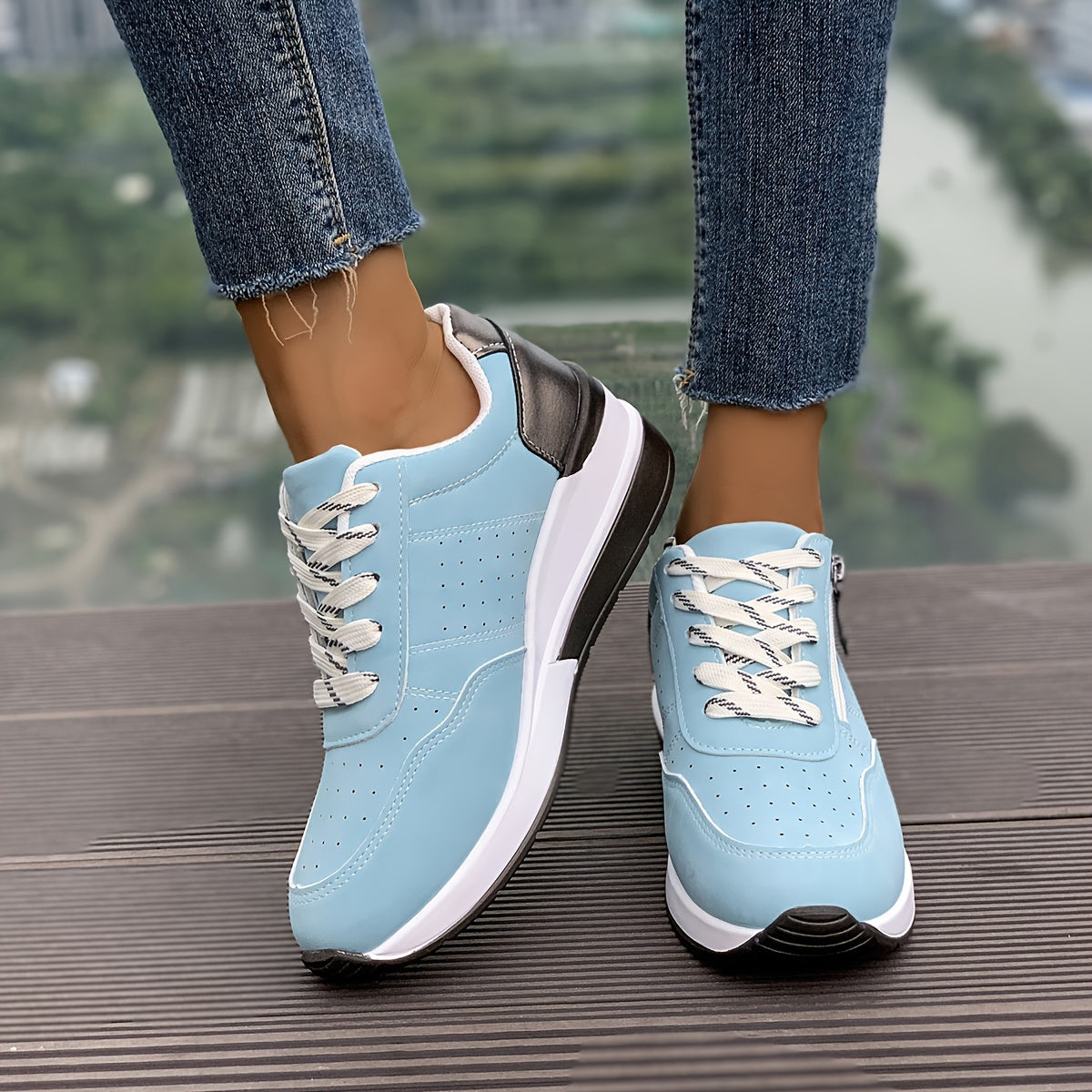 Bella - Luksusowe, wygodne damskie buty ortopedyczne z eleganckim zamkiem z boku i stylową, solidną podeszwą.