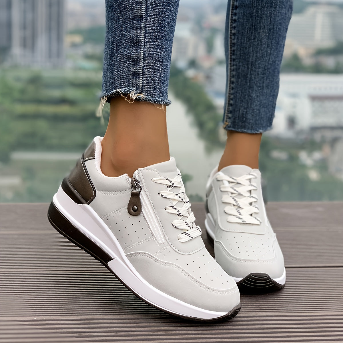 Bella - Luksusowe, wygodne damskie buty ortopedyczne z eleganckim zamkiem z boku i stylową, solidną podeszwą.